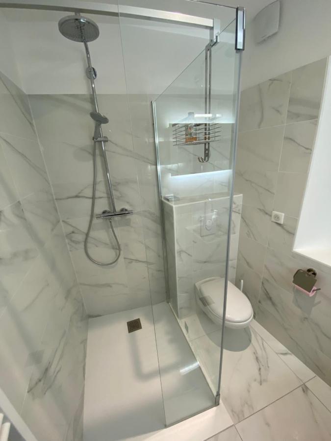 Le Standing - Au Coeur D'Agen - Self Checkin - Wifi - Netflix - Smart Tv - Luqs Fr Apartman Kültér fotó